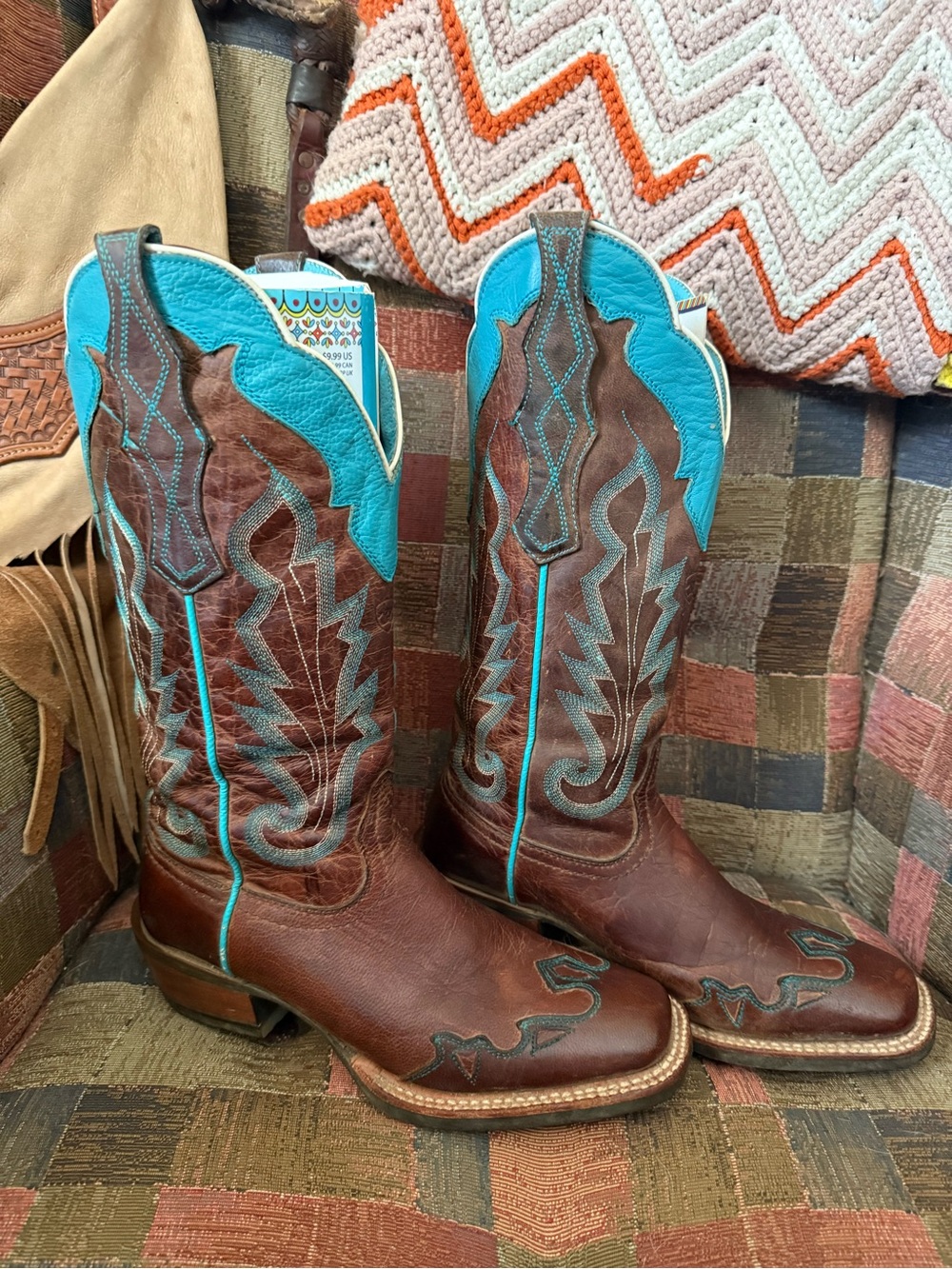 Ariat Brown Leather Western Boots with Turquoise Accents 6.5 Really Pretty